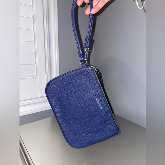 Blue Calvin Klein Wristlet - Picture 1 of 3